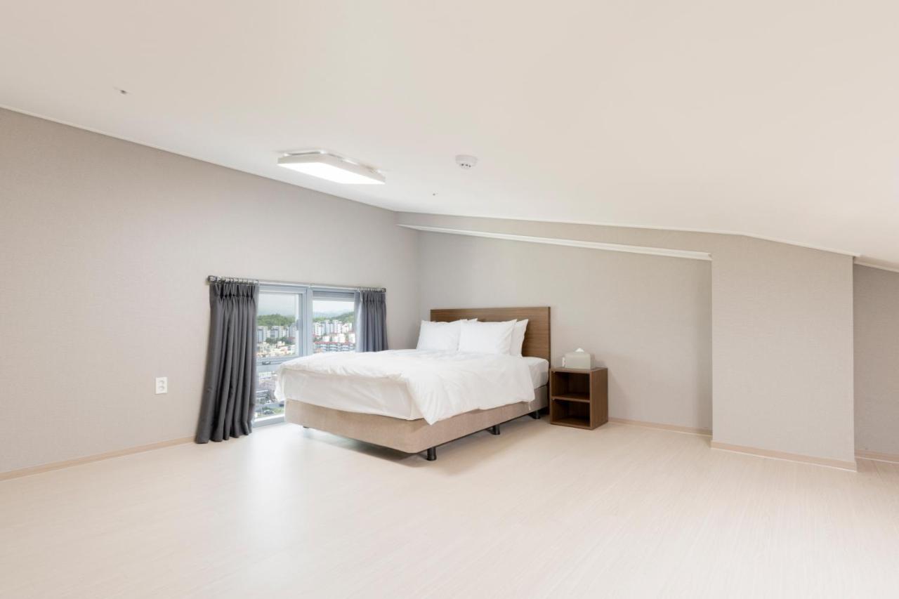 Donghae Oceancity Residence Hotel Buitenkant foto