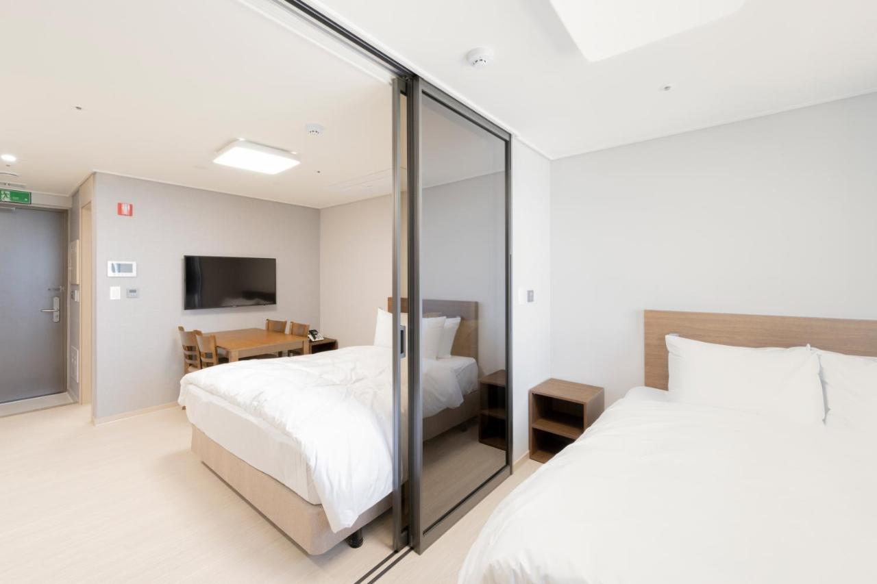 Donghae Oceancity Residence Hotel Buitenkant foto